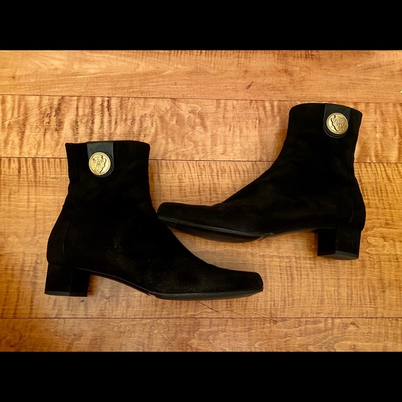 Gucci Black Suede Booties - Picture 6 of 11